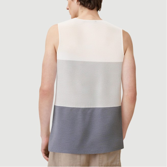 Men's high collar and chest pocket casual vest
