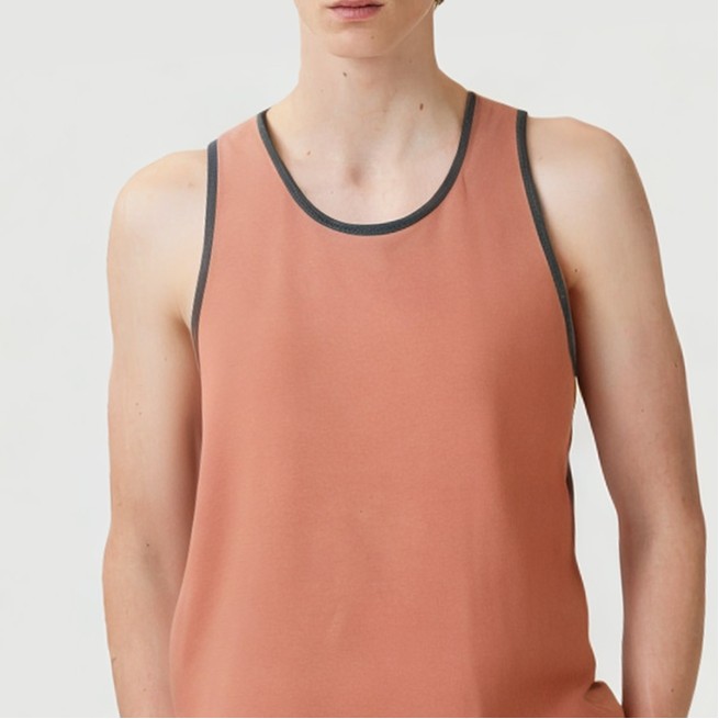 Lightweight breathable pre-shrunk vest
