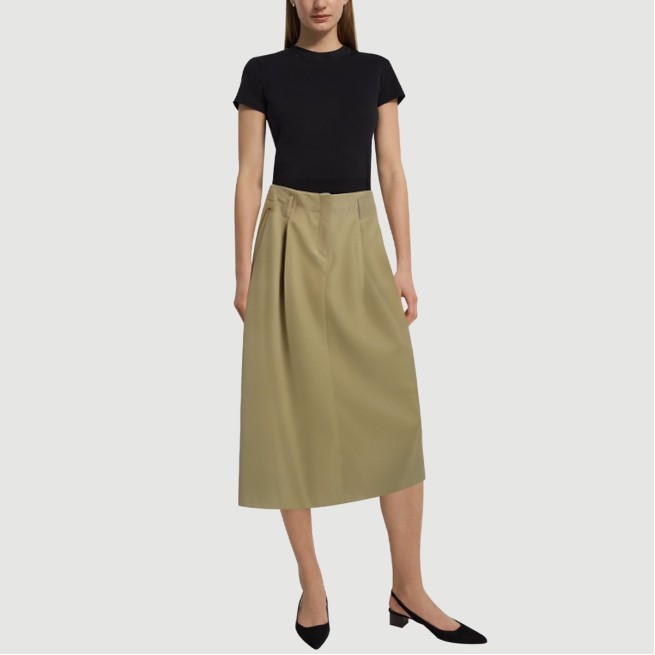 Pleated A-line maxi skirt with back zipper