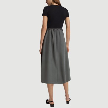 Gray elastic waist pleated maxi skirt