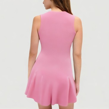 Elegant halter neckline sleeveless dress