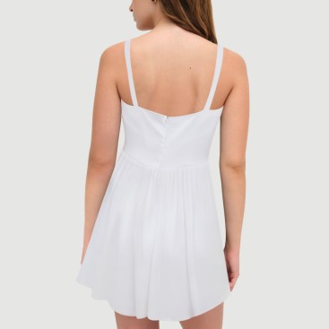 Pure white slim waist suspender dress