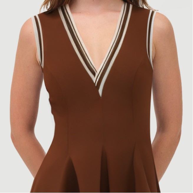 Brown V-neck sleeveless pleated dress