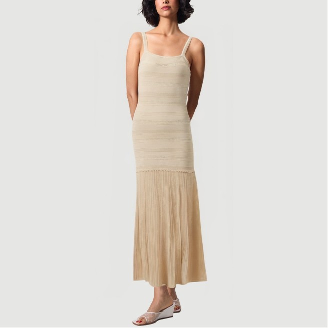 Elegant hollow flared knitted maxi skirt