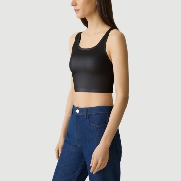 Off-the-shoulder sleeveless cropped vest