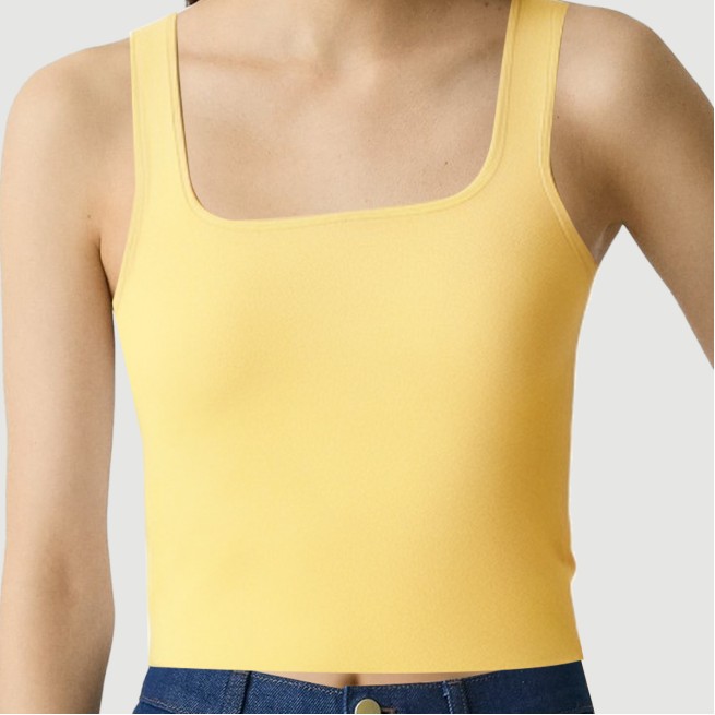 Retro style open back knitted vest